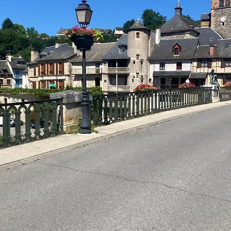 Saint-geniez D'olt - Le Colombier